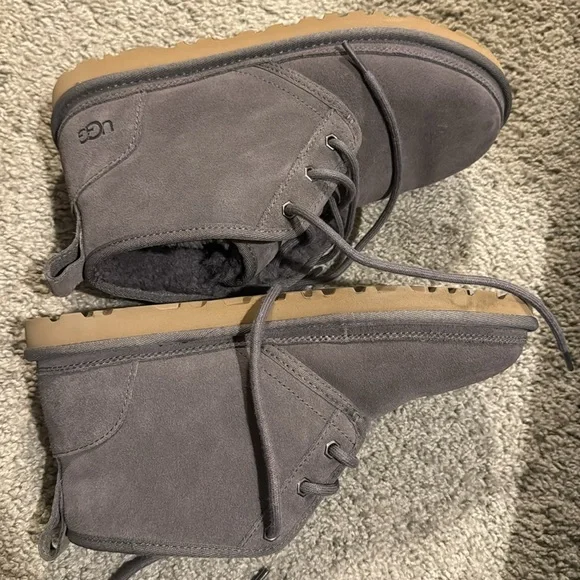 Uggs! - Picture 3 of 8